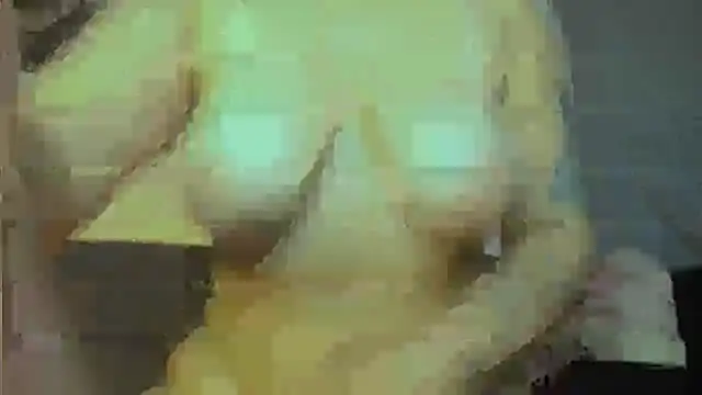 Snapshot of joan-star chatting on 09-27-25, 11:37 joan-star online show from 09-27-25, 11:37