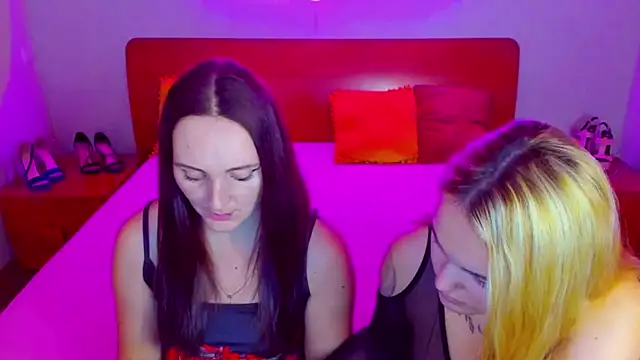 MagicEyess online show from 12-24-24, 11:06