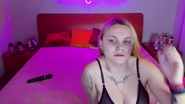 MagicEyess online show from 02-01-25, 10:37