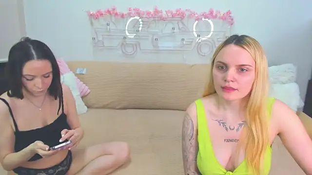 MagicEyess online show from 03-25-26, 07:36