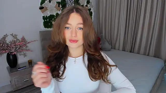 MiracleCurly online show from 02-08-25, 01:22