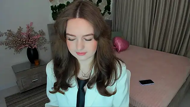 MiracleCurly online show from 03-13-25, 04:34