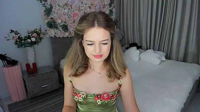 MiracleCurly online show from 09-22-25, 07:27