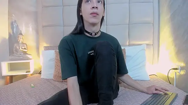 Hecatee 77 online show from 09-21-25, 07:48