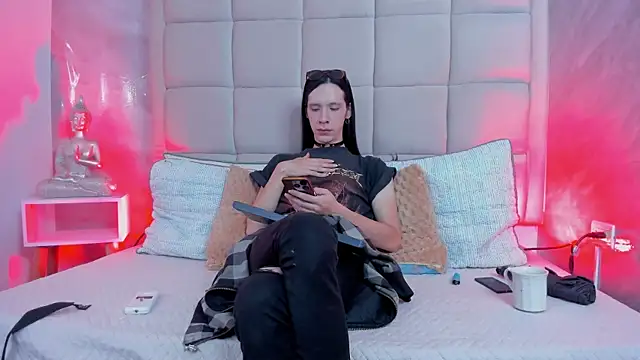 Hecatee 77 online show from 11-20-25, 07:57