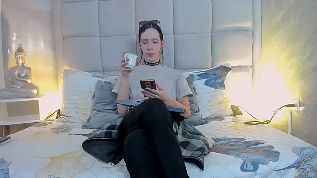 Hecatee 77 online show from 01-10-26, 07:37