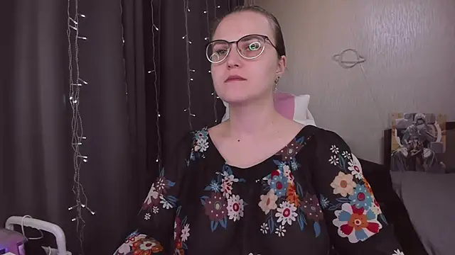 MissBrightShine online show from 11-15-25, 11:18