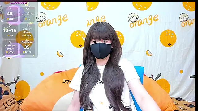 alonelove   online show from 10-21-25, 02:01