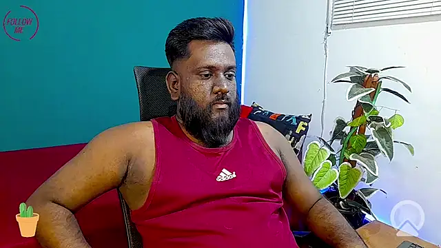 Rayansmith  online show from 04-07-26, 09:15