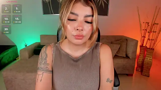 LisaMonroe  online show from 03-09-25, 01:15