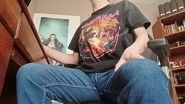 Mandra is a whore online show from 10-10-25, 09:08