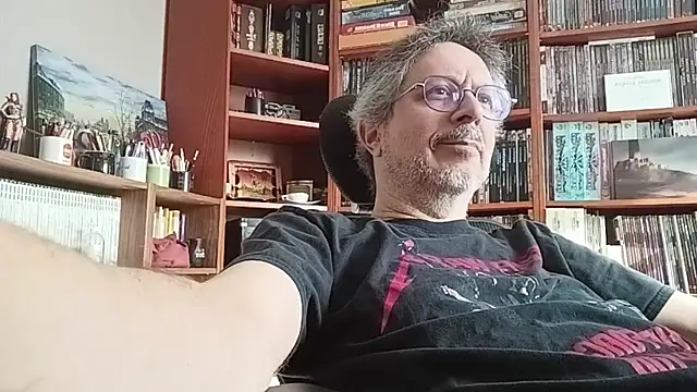 Mandra is a whore online show from 10-12-25, 09:08