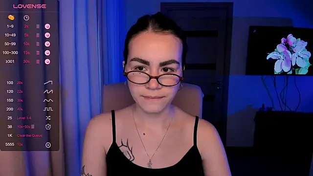 Snapshot of _selectrra chatting on 12-03-24, 11:33 selectrra online show from 12-03-24, 11:33