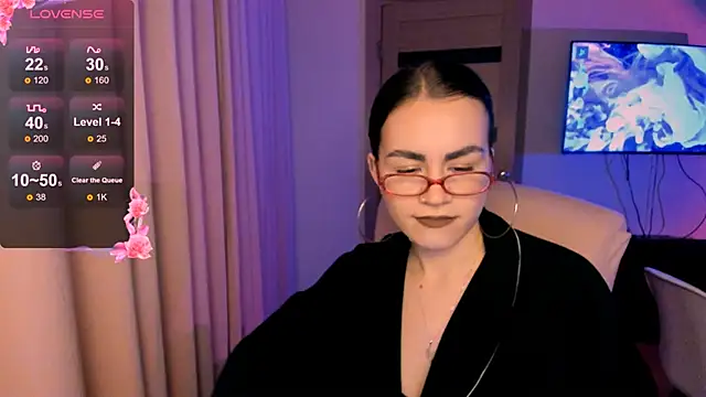 Snapshot of _selectrra chatting on 12-10-24, 07:32 selectrra online show from 12-10-24, 07:32