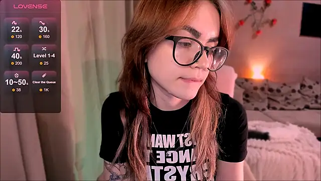 Snapshot of _selectrra chatting on 11-15-25, 08:38 selectrra online show from 11-15-25, 08:38