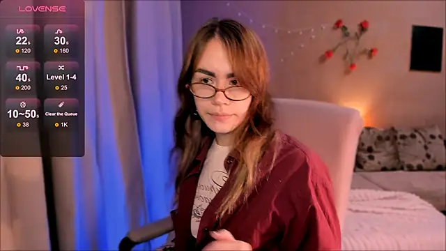 Snapshot of _selectrra chatting on 11-24-25, 09:25 selectrra online show from 11-24-25, 09:25