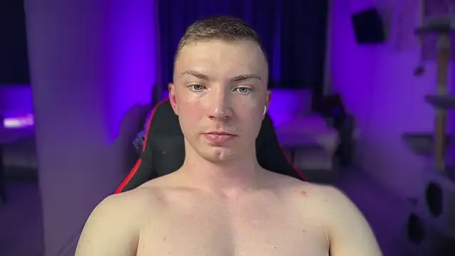 Snapshot of iron__chap chatting on 02-08-26, 10:57 iron chap online show from 02-08-26, 10:57