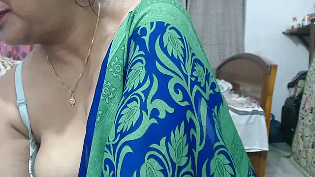 Snapshot of sexy_jaaan chatting on 09-26-25, 06:12 sexy jaaan online show from 09-26-25, 06:12