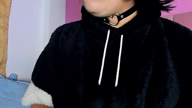 Snapshot of Satuurn_ chatting on 01-21-25, 02:59 Satuurn online show from 01-21-25, 02:59