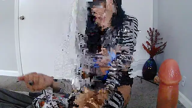 Snapshot of clarasosaa chatting on 10-29-25, 03:25 clarasosaa online show from 10-29-25, 03:25