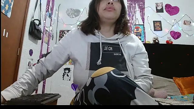 Saray extrovert  online show from 12-26-24, 11:32