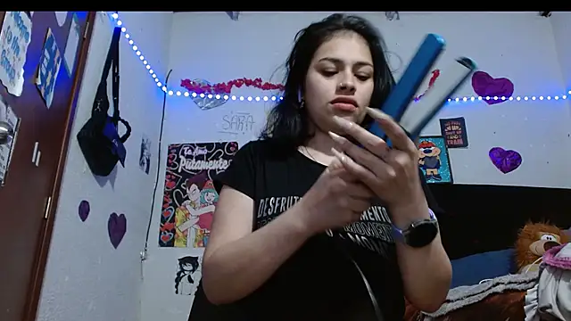 Saray extrovert  online show from 10-05-25, 01:15