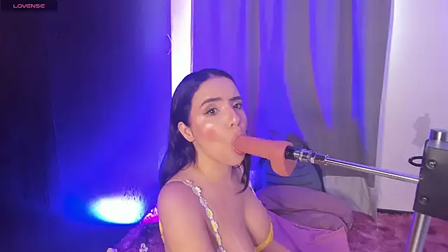 rouse lili online show from 04-25-26, 01:41