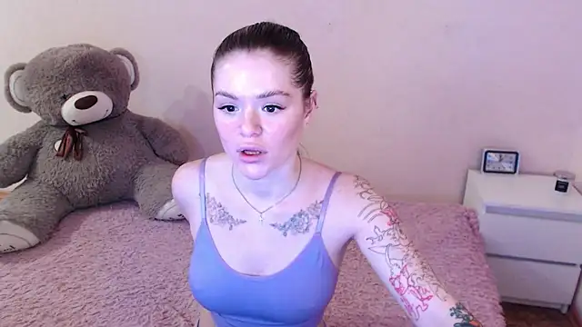 Snapshot of miaacatt chatting on 02-18-25, 10:16 miaacatt online show from 02-18-25, 10:16