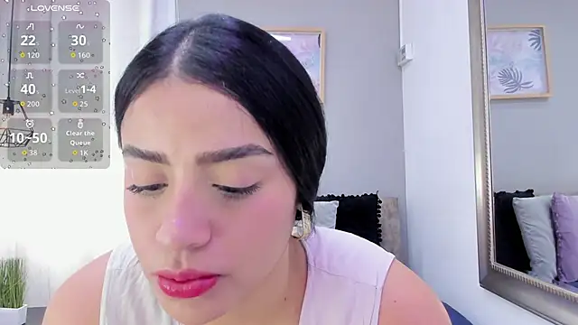 Paula Desousa online show from 09-14-25, 06:07