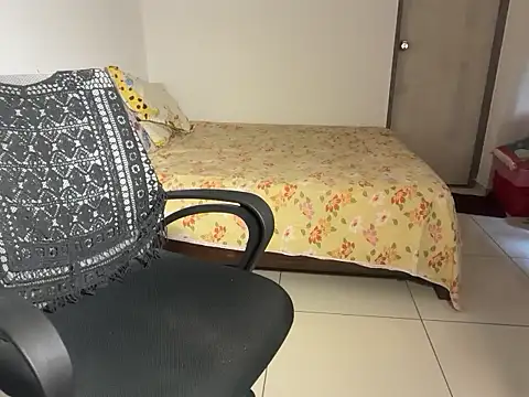 Snapshot of soniasharma0223 chatting on 09-24-25, 06:17 soniasharma0223 online show from 09-24-25, 06:17