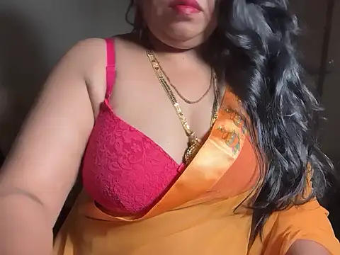 Snapshot of soniasharma0223 chatting on 06-24-26, 12:09 soniasharma0223 online show from 06-24-26, 12:09