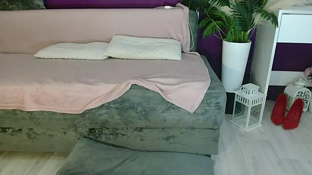 Imcarrieberry online show from 09-22-25, 02:52