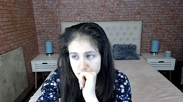 Snapshot of Holliy_Cooper chatting on 01-30-25, 09:36 Holliy Cooper online show from 01-30-25, 09:36