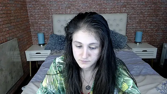 Snapshot of Holliy_Cooper chatting on 03-14-25, 12:51 Holliy Cooper online show from 03-14-25, 12:51