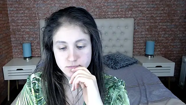 Snapshot of Holliy_Cooper chatting on 03-14-25, 04:09 Holliy Cooper online show from 03-14-25, 04:09