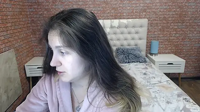 Snapshot of Holliy_Cooper chatting on 09-24-25, 07:55 Holliy Cooper online show from 09-24-25, 07:55