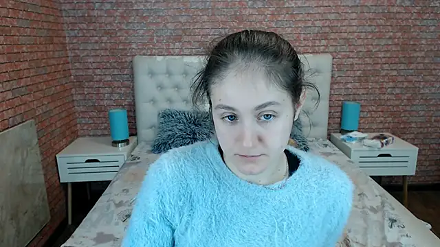 Snapshot of Holliy_Cooper chatting on 10-29-25, 09:00 Holliy Cooper online show from 10-29-25, 09:00