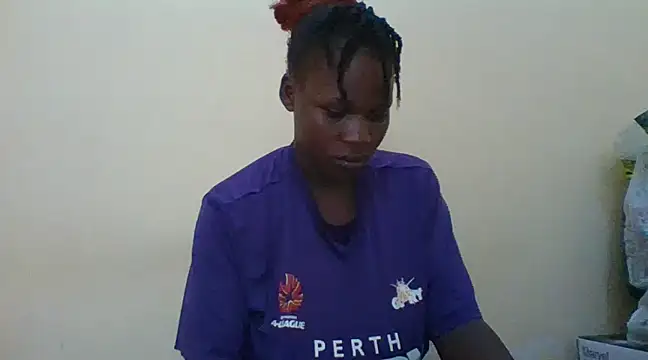 prettychic5 online show from 12-11-24, 10:47