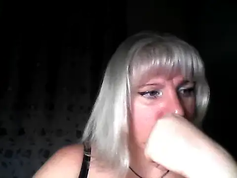 Snapshot of MeilomaWesa chatting on 12-15-24, 12:17 MeilomaWesa online show from 12-15-24, 12:17