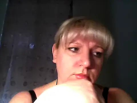 Snapshot of MeilomaWesa chatting on 02-23-25, 05:45 MeilomaWesa online show from 02-23-25, 05:45