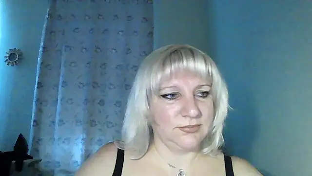 Snapshot of MeilomaWesa chatting on 10-21-25, 07:53 MeilomaWesa online show from 10-21-25, 07:53