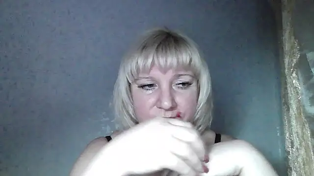 Snapshot of MeilomaWesa chatting on 02-18-26, 03:52 MeilomaWesa online show from 02-18-26, 03:52