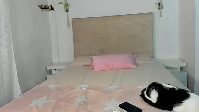 katt pelaez online show from 04-10-26, 12:16