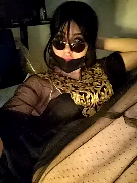 Snapshot of Rasha99 chatting on 12-24-24, 02:22 Rasha99 online show from 12-24-24, 02:22