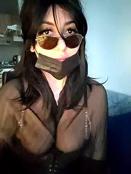 Snapshot of Rasha99 chatting on 12-25-24, 11:54 Rasha99 online show from 12-25-24, 11:54