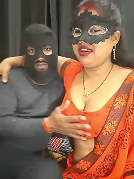 Snapshot of Something_61 chatting on 02-15-26, 04:36 Something 61 online show from 02-15-26, 04:36