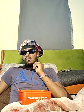Snapshot of BIGDICKMULLAH chatting on 04-30-26, 02:23 BIGDICKMULLAH online show from 04-30-26, 02:23