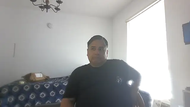 Peachestabby147 online show from 12-20-25, 08:05