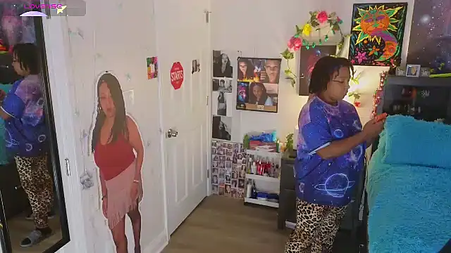 temptressbeauty24 online show from 10-18-25, 03:09