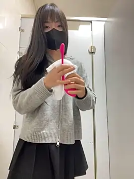 Snapshot of Asia-Lynn chatting on 12-09-24, 01:13 Asia-Lynn online show from 12-09-24, 01:13